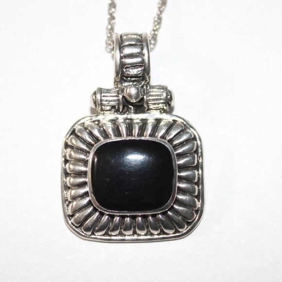 Jewelry - Sterling Silver Faux Onyx Necklace